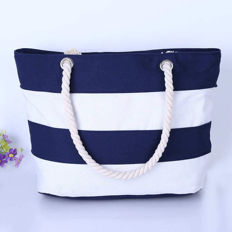 Classic canvas tote with zipper